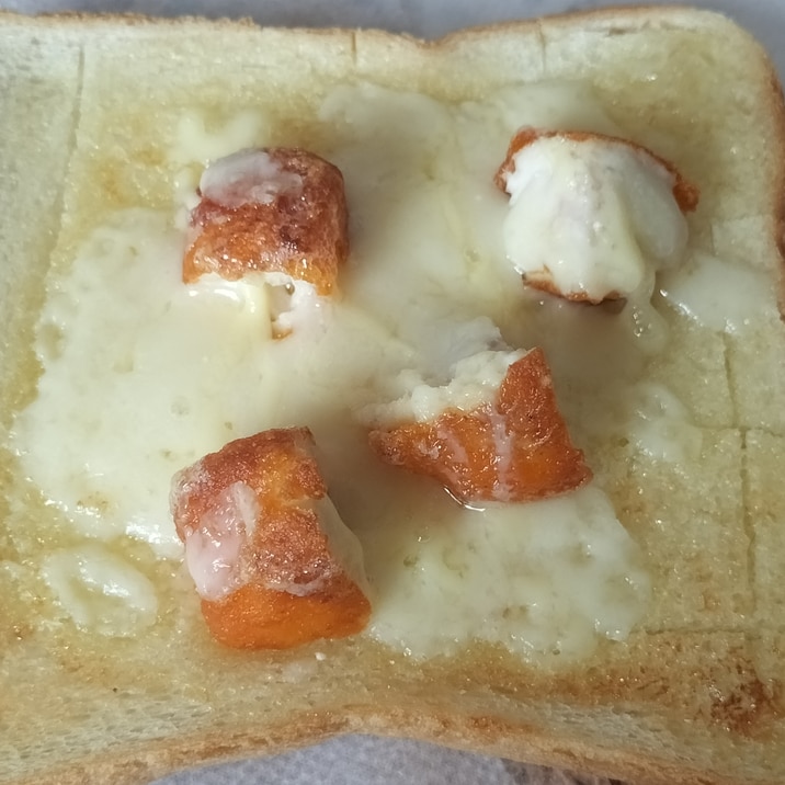 からあげクンで簡単チキンナゲットチーズトースト